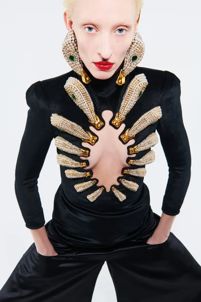 Look 3
